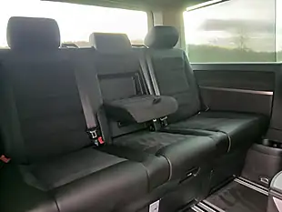 Used 2016 Volkswagen Caravelle Generation Six Red - Interior and Exterior details 16
