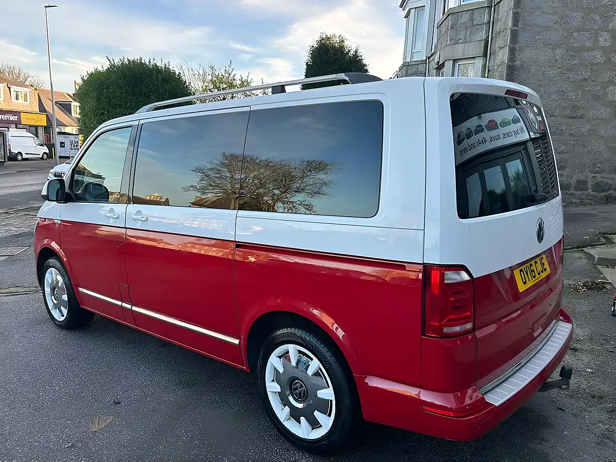 Used 2016 Volkswagen Caravelle Generation Six Red - Interior and Exterior details 3