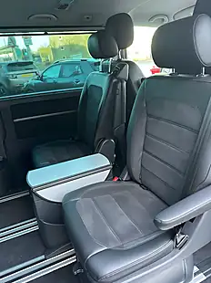 Used 2016 Volkswagen Caravelle Generation Six Red - Interior and Exterior details 8