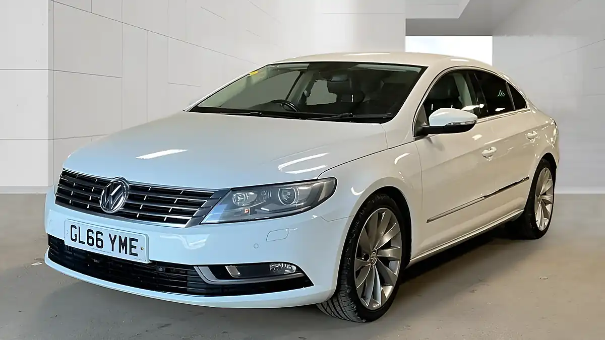 Used 2016 Volkswagen Cc Bluemotion Tech GT White - Interior and Exterior details 2