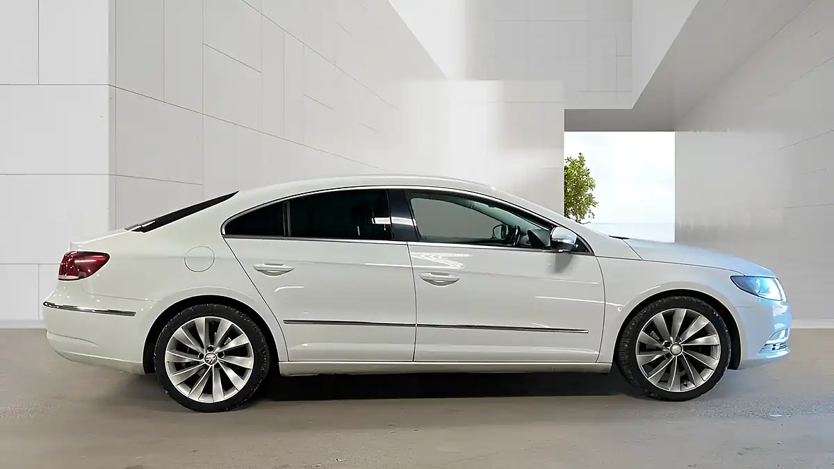Used 2016 Volkswagen Cc Bluemotion Tech GT White - Interior and Exterior details 5