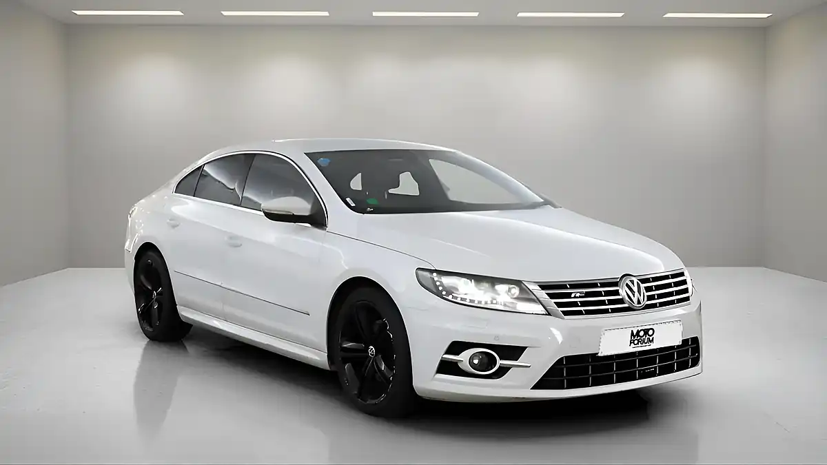 Used 2016 Volkswagen Cc R-Line White - Front View