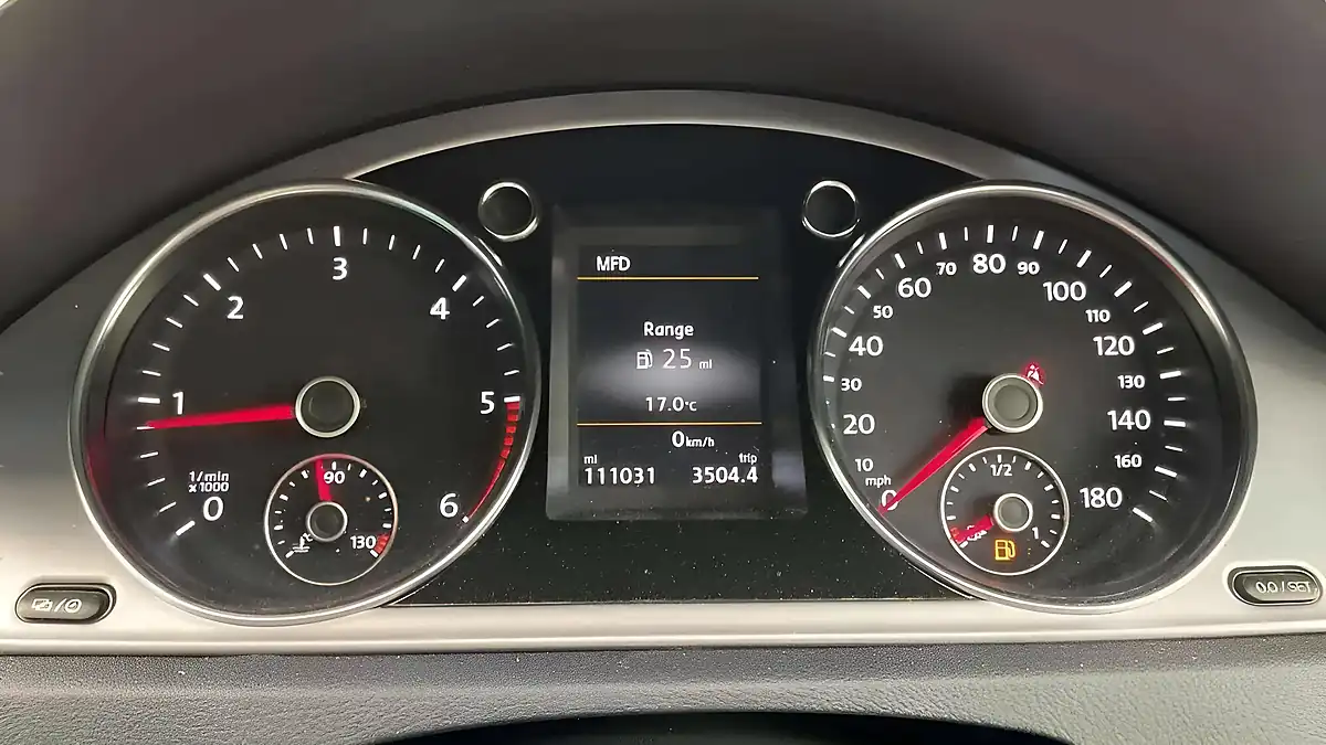 Used 2016 Volkswagen Cc R-Line White - Interior and Exterior details 6