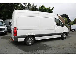Used 2016 Volkswagen Crafter Cr35 H/R P/V White - Interior and Exterior details 10