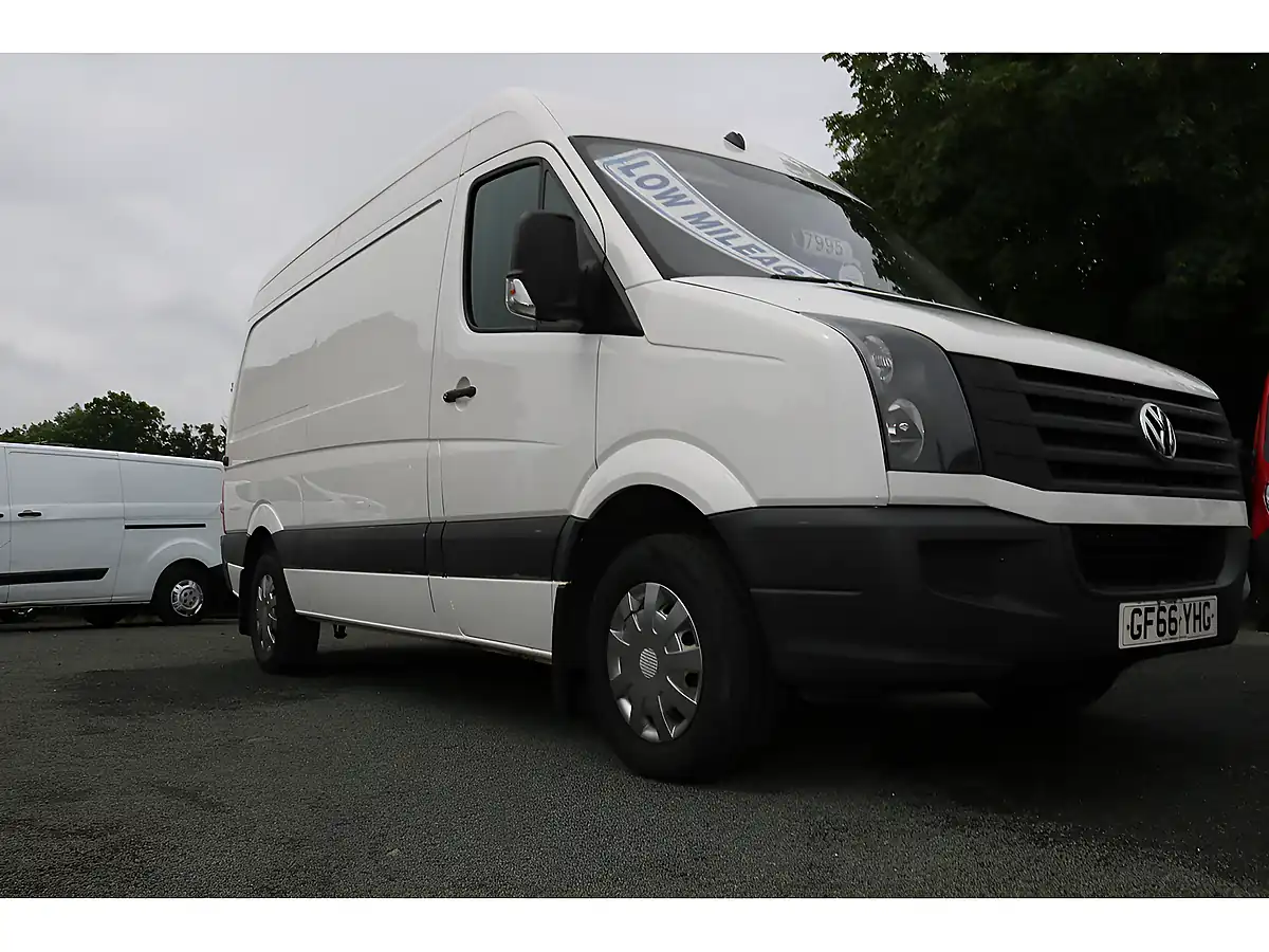 Used 2016 Volkswagen Crafter Cr35 H/R P/V White - Interior and Exterior details 11