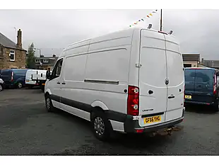 Used 2016 Volkswagen Crafter Cr35 H/R P/V White - Interior and Exterior details 5