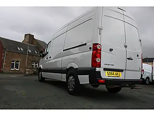 Used 2016 Volkswagen Crafter Cr35 M P/V Bmt White - Interior and Exterior details 6
