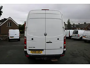 Used 2016 Volkswagen Crafter Cr35 M P/V Bmt White - Interior and Exterior details 7