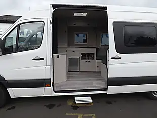 Used 2016 Volkswagen Crafter CR35 Panel Van L2 H3 White - Interior and Exterior details 15