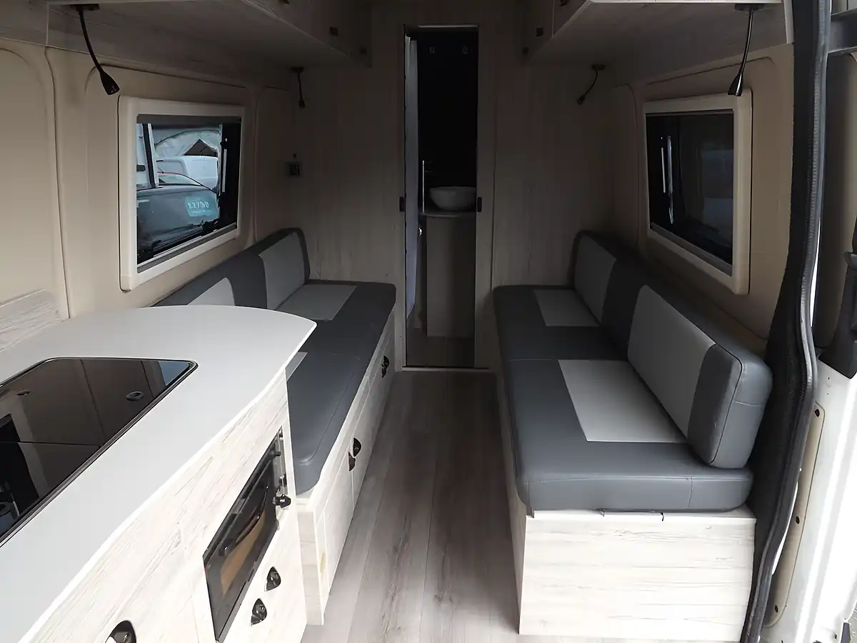 Used 2016 Volkswagen Crafter CR35 Panel Van L2 H3 White - Interior and Exterior details 18