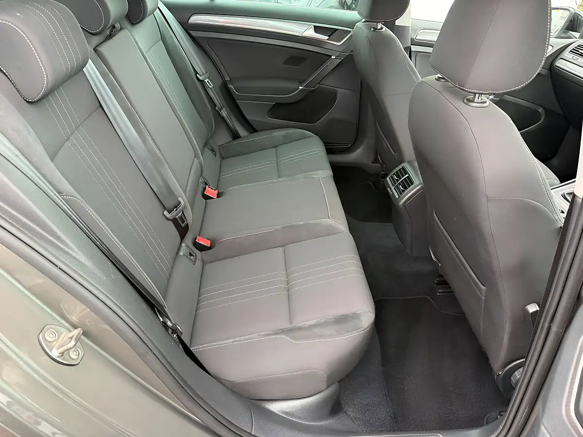 Used 2016 Volkswagen Golf Alltrack Grey - Interior and Exterior details 13