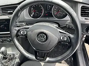 Used 2016 Volkswagen Golf Blue Motion Black - Interior and Exterior details 11