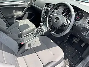 Used 2016 Volkswagen Golf Blue Motion Black - Interior and Exterior details 8