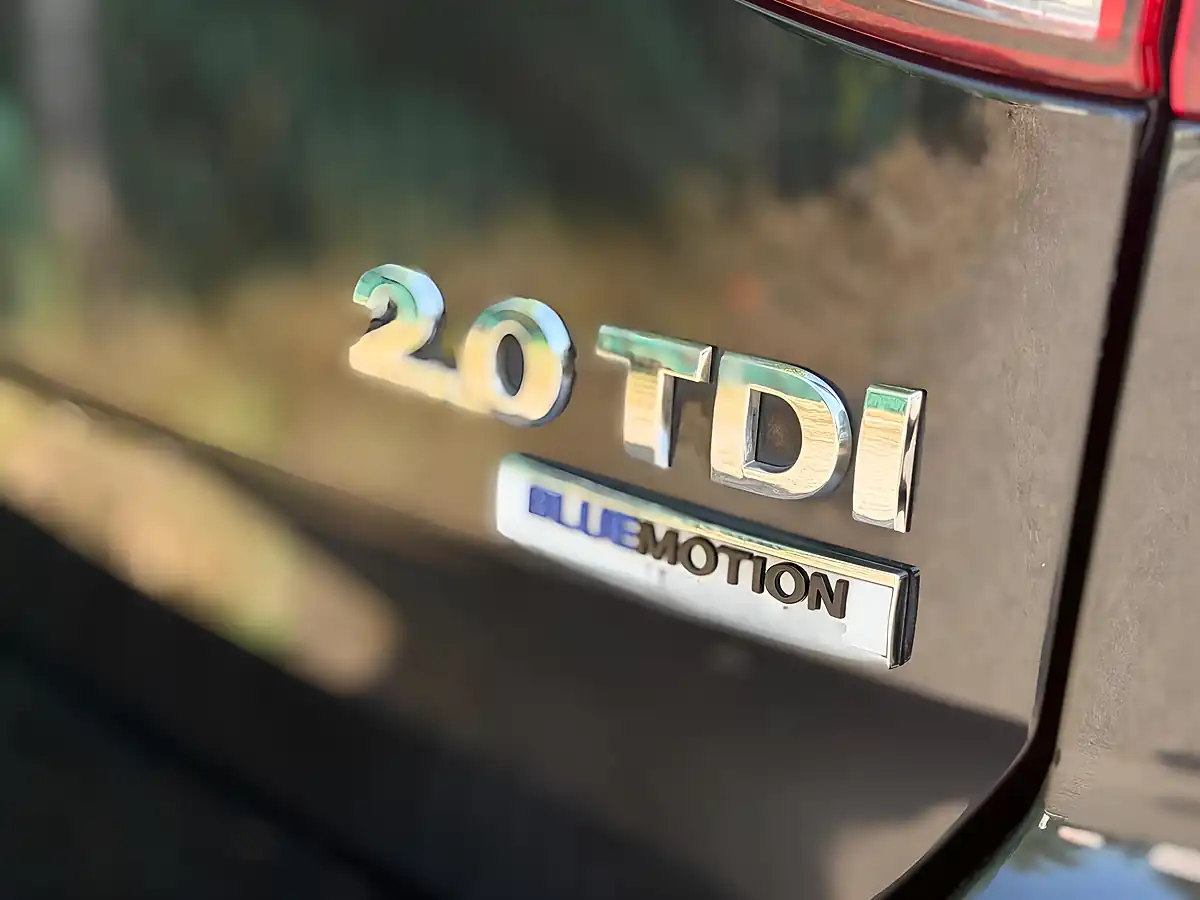 Used 2016 Volkswagen Golf Bluemotion Tech GT Black - Interior and Exterior details 11