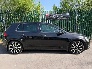 Used 2016 Volkswagen Golf Bluemotion Tech GT Black - Interior and Exterior details 8
