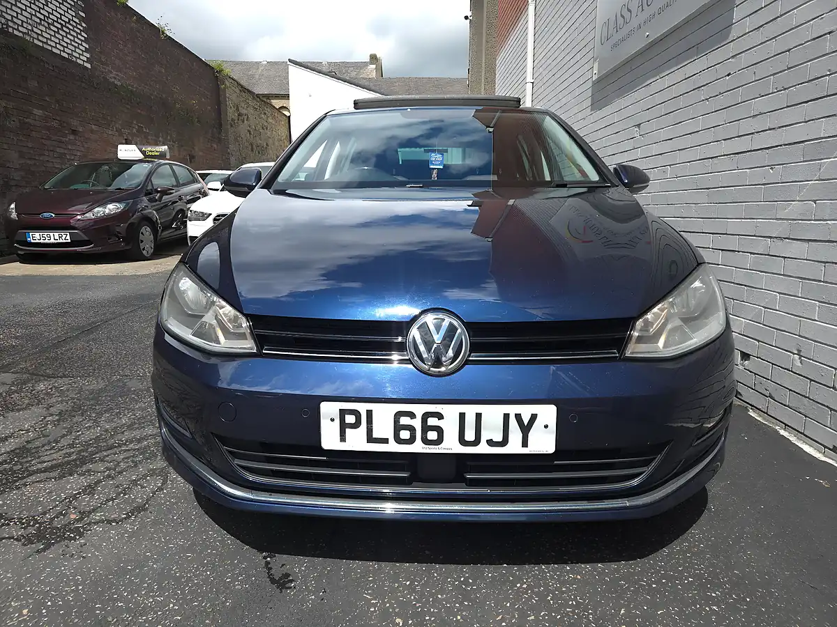 Used 2016 Volkswagen Golf Bluemotion Tech GT Edition Blue - Interior and Exterior details 2