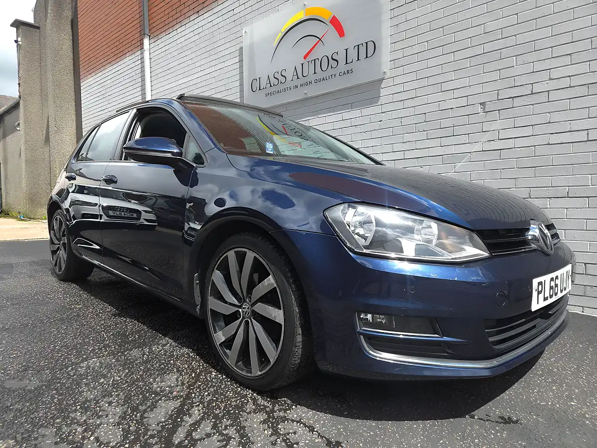 Used 2016 Volkswagen Golf Bluemotion Tech GT Edition Blue - Interior and Exterior details 5