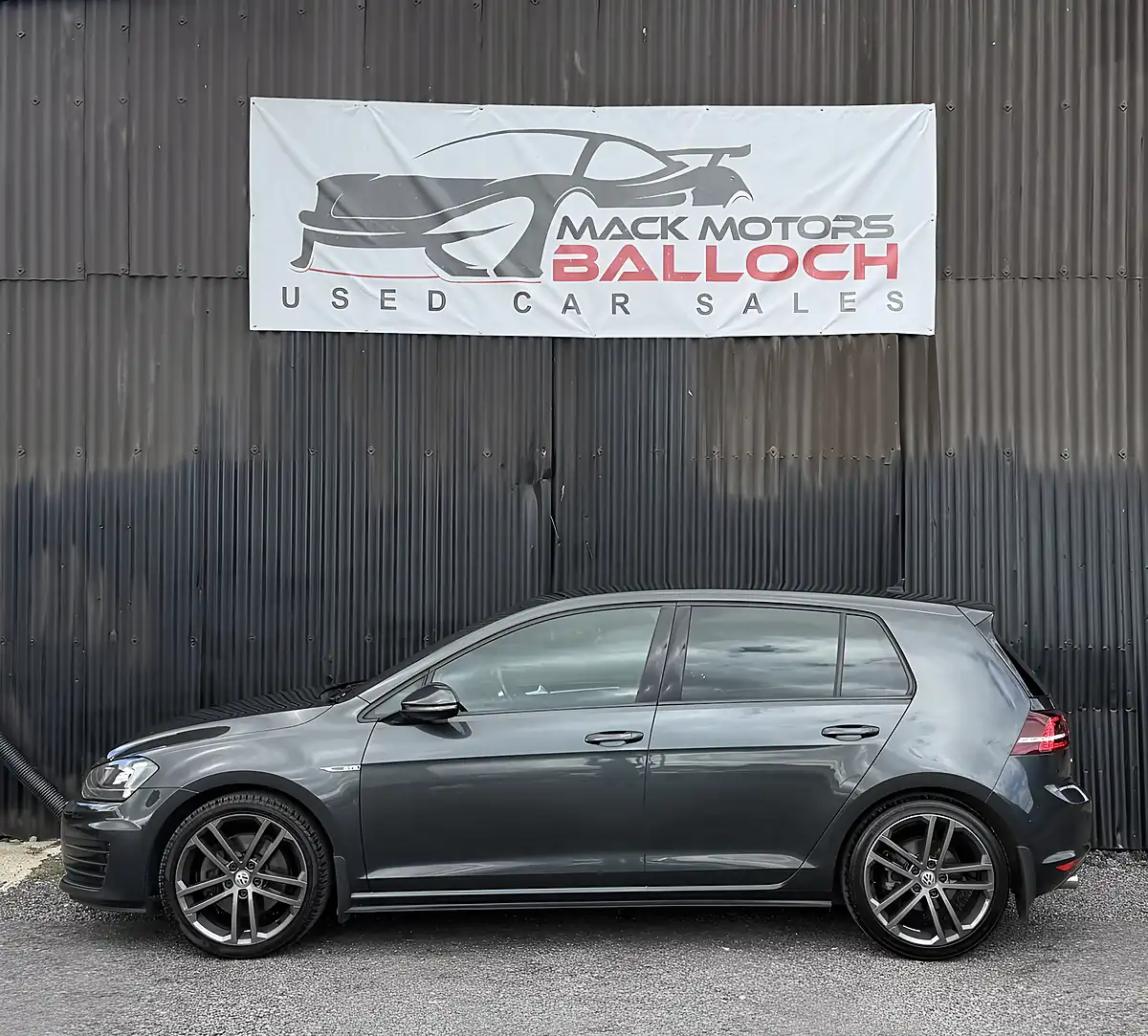 Used 2016 Volkswagen Golf Bluemotion Tech Gtd Grey - Interior and Exterior details 8