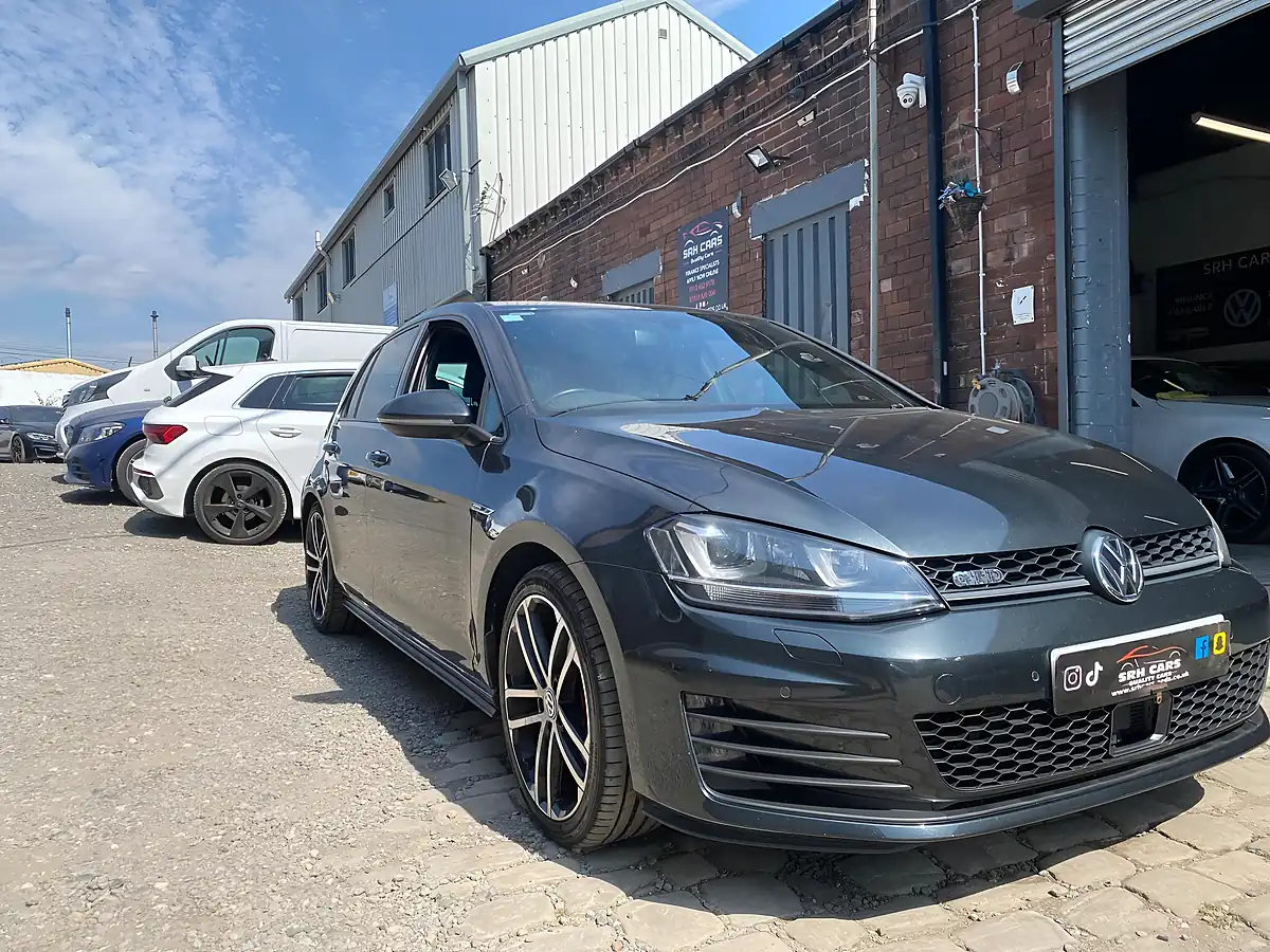 Used 2016 Volkswagen Golf Bluemotion Tech Gtd Grey - Front View