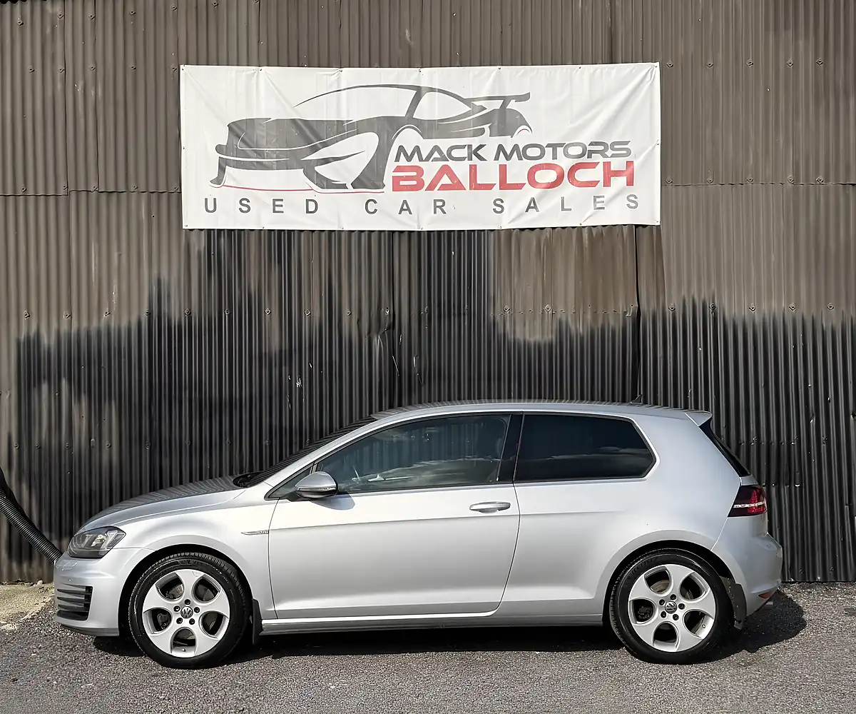 Used 2016 Volkswagen Golf Bluemotion Tech Gtd Silver - Interior and Exterior details 8