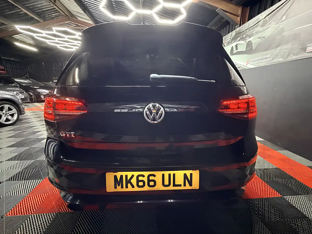Used 2016 Volkswagen Golf Bluemotion Tech GTI Black - Interior and Exterior details 8