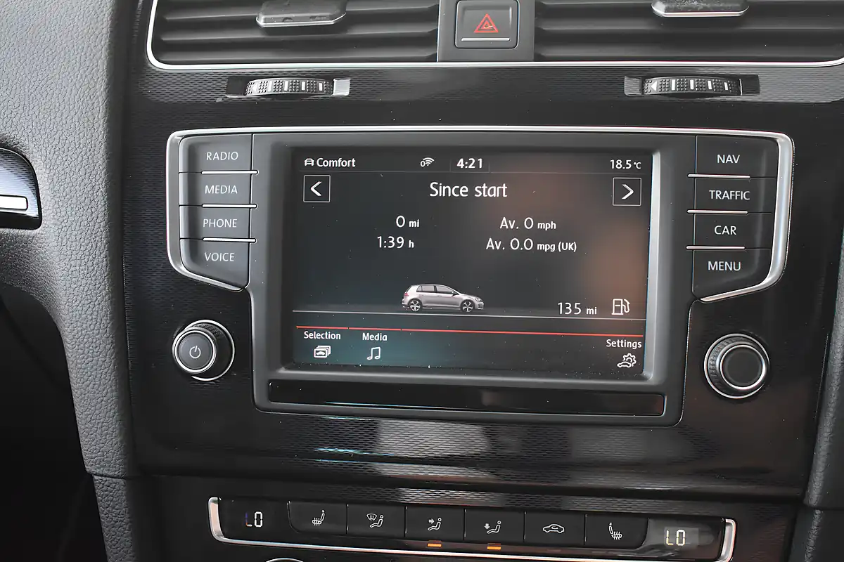 Used 2016 Volkswagen Golf Bluemotion Tech GTI Performance Grey - Interior and Exterior details 15