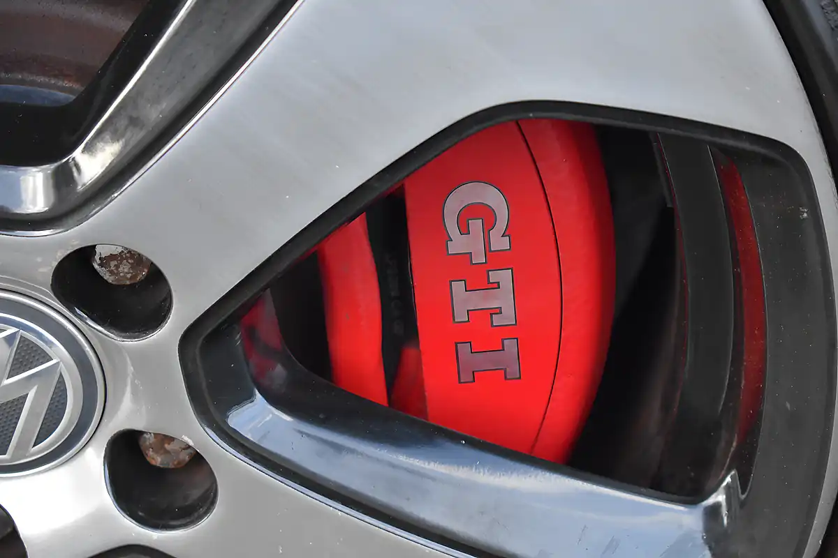Used 2016 Volkswagen Golf Bluemotion Tech GTI Performance Grey - Interior and Exterior details 9