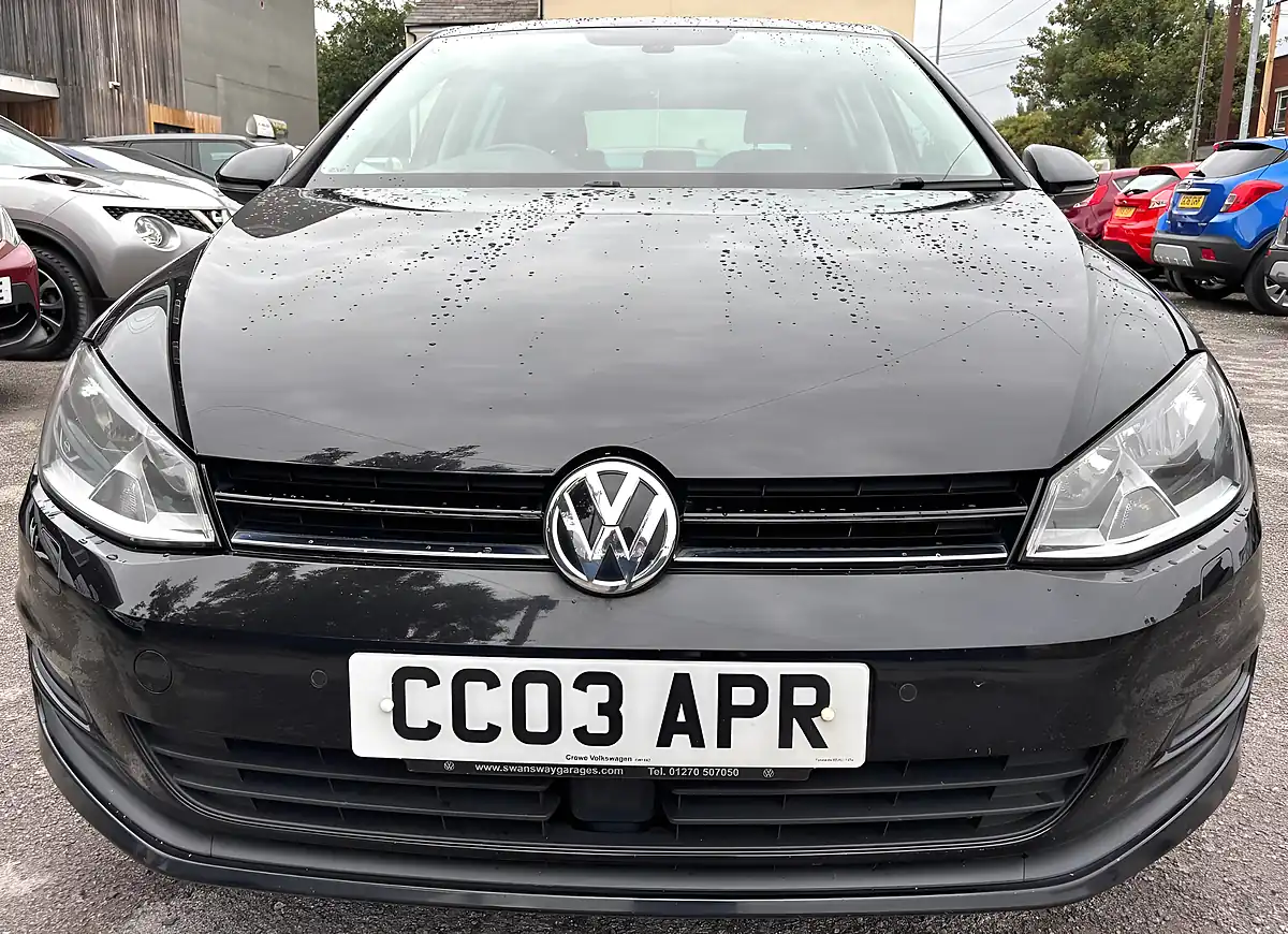 Used 2016 Volkswagen Golf Bluemotion Tech Match Edition Black - Interior and Exterior details 4