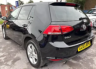Used 2016 Volkswagen Golf Bluemotion Tech Match Edition Black - Interior and Exterior details 9