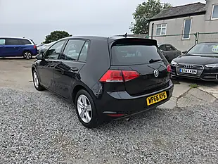 Used 2016 Volkswagen Golf Bluemotion Tech Match Edition Black - Interior and Exterior details 8