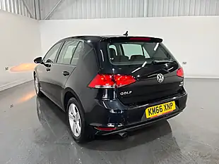 Used 2016 Volkswagen Golf Bluemotion Tech Match Edition Black - Interior and Exterior details 15