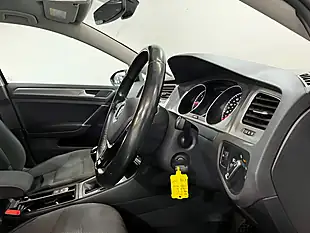 Used 2016 Volkswagen Golf Bluemotion Tech Match Edition Black - Interior and Exterior details 17