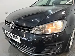 Used 2016 Volkswagen Golf Bluemotion Tech Match Edition Black - Interior and Exterior details 4