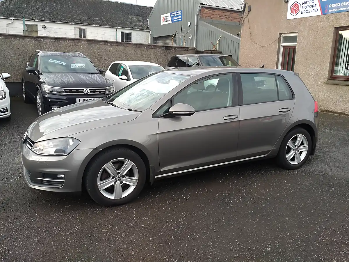 Used 2016 Volkswagen Golf Bluemotion Tech Match Edition Grey - Interior and Exterior details 2