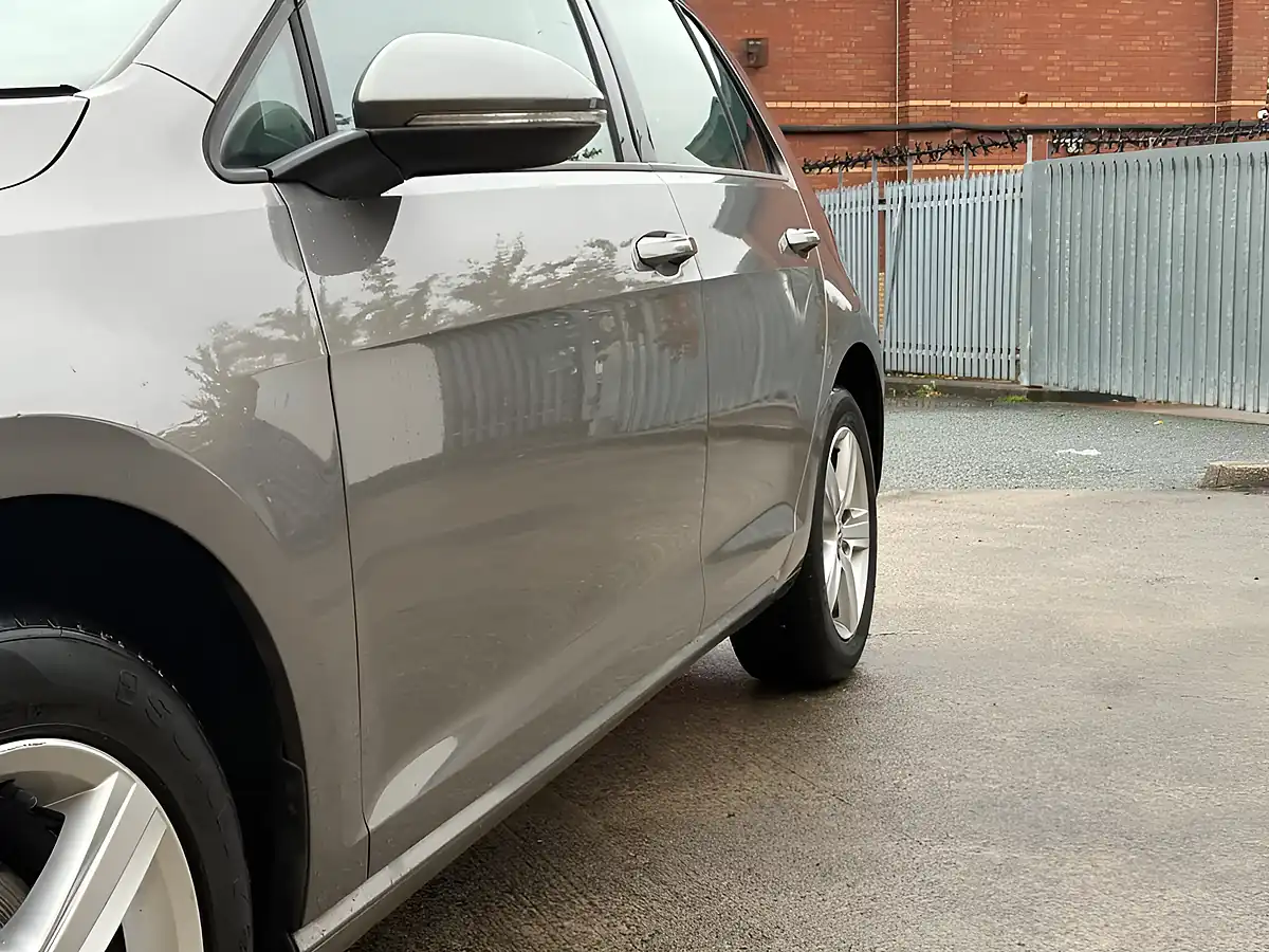 Used 2016 Volkswagen Golf Bluemotion Tech Match Edition Grey - Interior and Exterior details 10