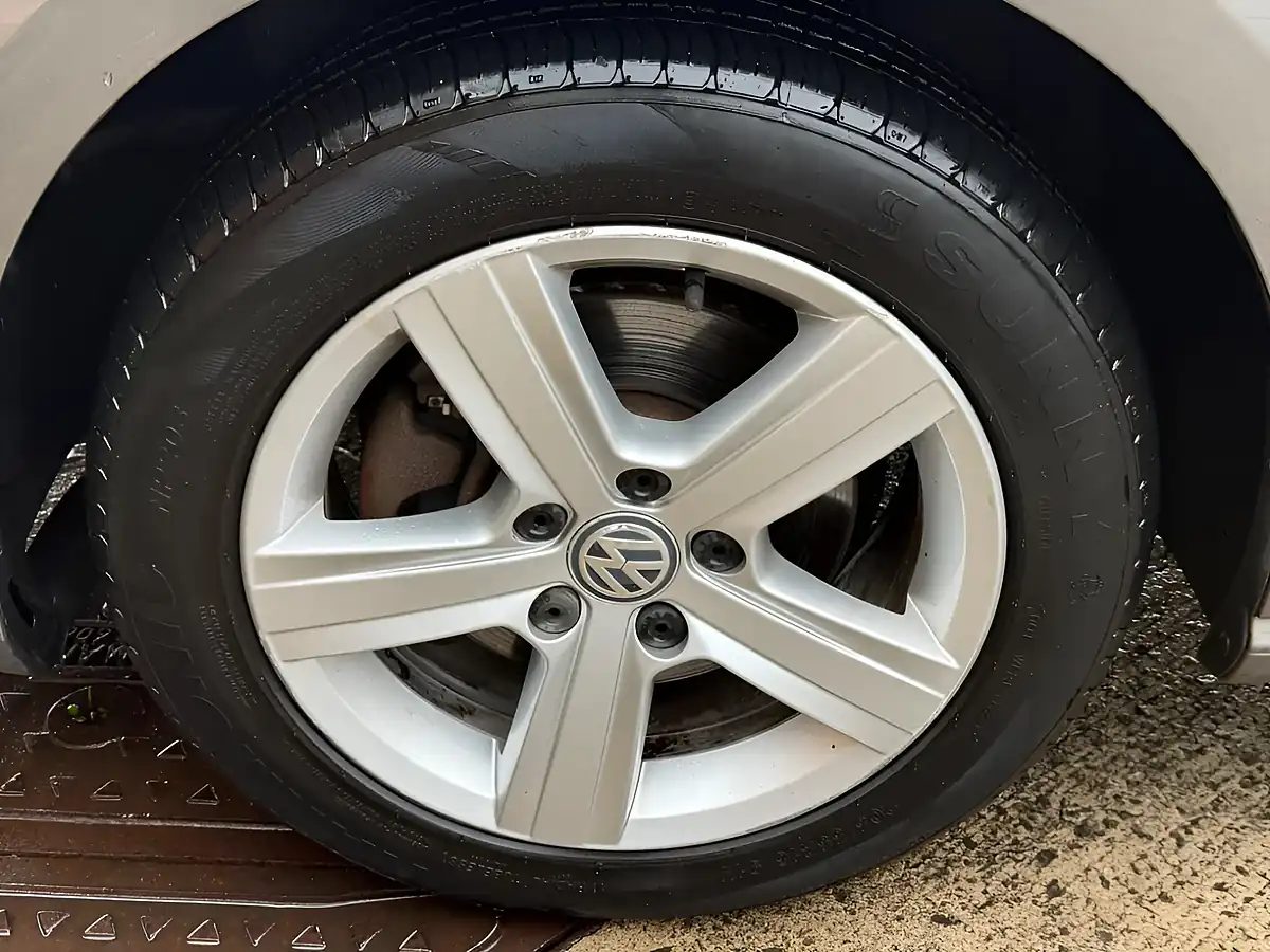 Used 2016 Volkswagen Golf Bluemotion Tech Match Edition Grey - Interior and Exterior details 20