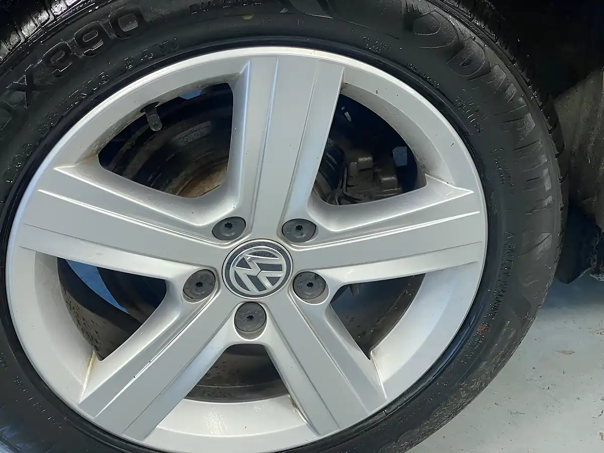 Used 2016 Volkswagen Golf Bluemotion Tech Match Edition Pacific Blue - Interior and Exterior details 18