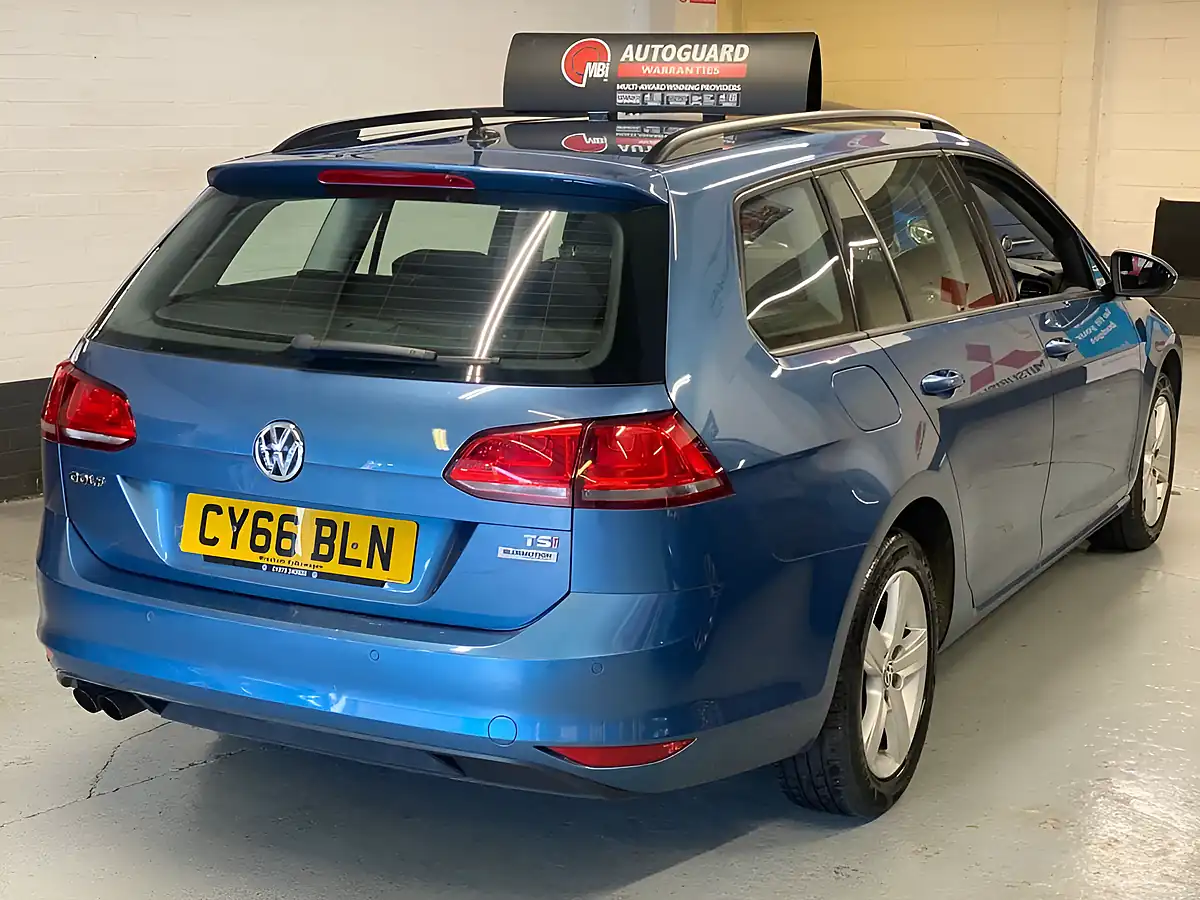 Used 2016 Volkswagen Golf Bluemotion Tech Match Edition Pacific Blue - Interior and Exterior details 6