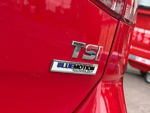 Used 2016 Volkswagen Golf Bluemotion Tech Match Edition Red - Interior and Exterior details 11