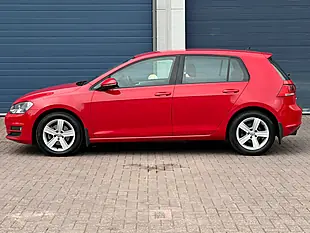 Used 2016 Volkswagen Golf Bluemotion Tech Match Edition Red - Interior and Exterior details 8