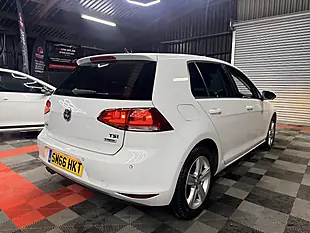 Used 2016 Volkswagen Golf Bluemotion Tech Match Edition White - Interior and Exterior details 9