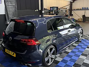 Used 2016 Volkswagen Golf Bluemotion Tech R Blue - Interior and Exterior details 4