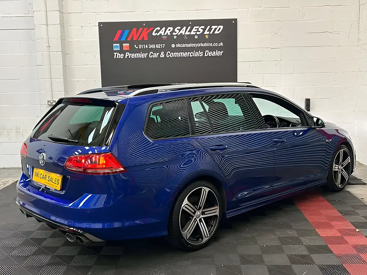 Used 2016 Volkswagen Golf Bluemotion Tech R Blue - Interior and Exterior details 13
