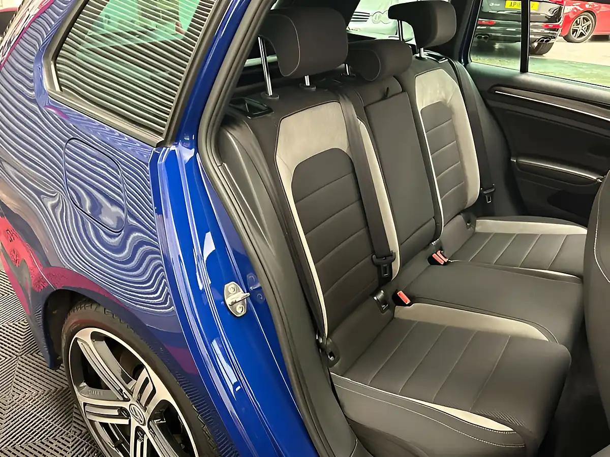 Used 2016 Volkswagen Golf Bluemotion Tech R Blue - Interior and Exterior details 18