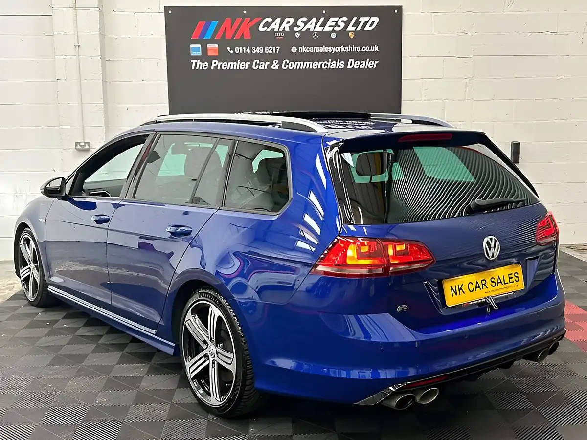 Used 2016 Volkswagen Golf Bluemotion Tech R Blue - Interior and Exterior details 3