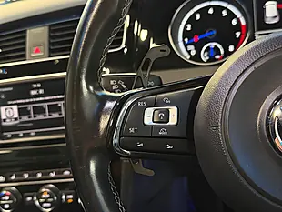 Used 2016 Volkswagen Golf Bluemotion Tech R White - Interior and Exterior details 12