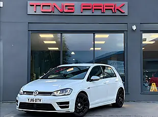 Used 2016 Volkswagen Golf Bluemotion Tech R White - Interior and Exterior details 3