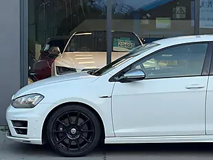 Used 2016 Volkswagen Golf Bluemotion Tech R White - Interior and Exterior details 8