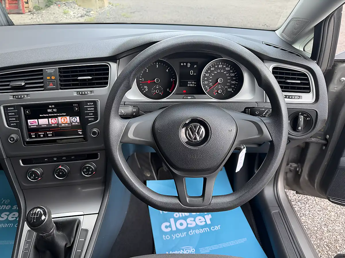 Used 2016 Volkswagen Golf Bluemotion Tech S Grey - Interior and Exterior details 13