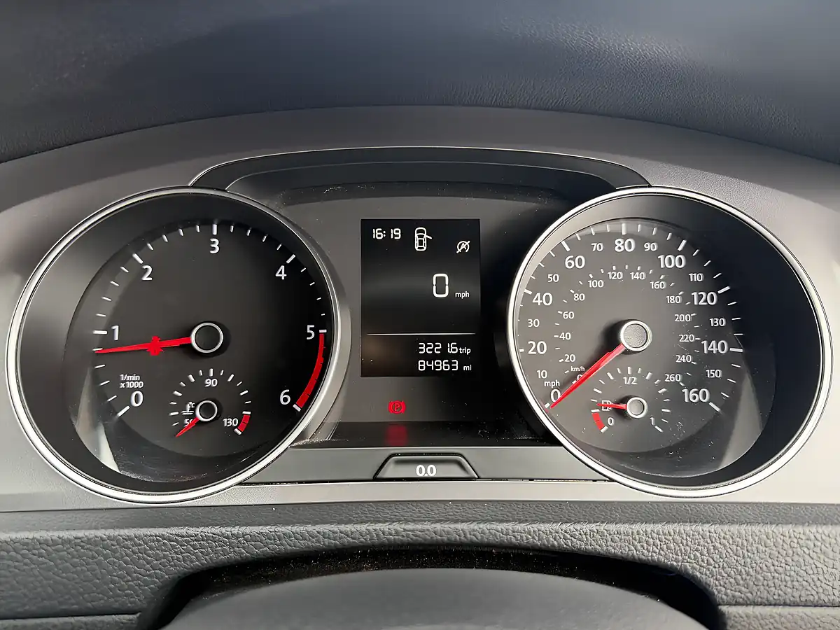Used 2016 Volkswagen Golf Bluemotion Tech S Grey - Interior and Exterior details 14